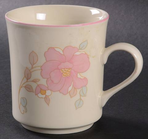 CHP25 Mug by China Pearl