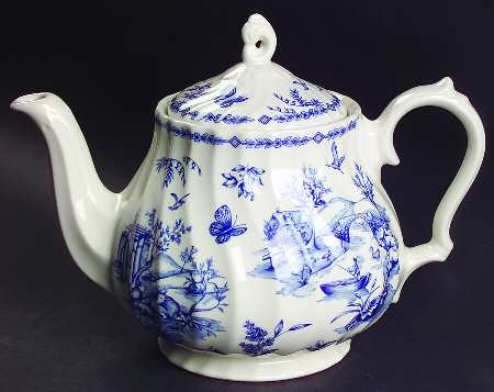 Toile Blue (Scalloped) Teapot & Lid