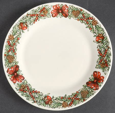 Holiday Wreath Salad Plate