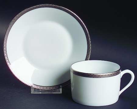 Andrea Flat Cup & Saucer Set