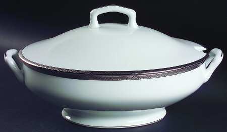 Andrea Oval Tureen & Lid