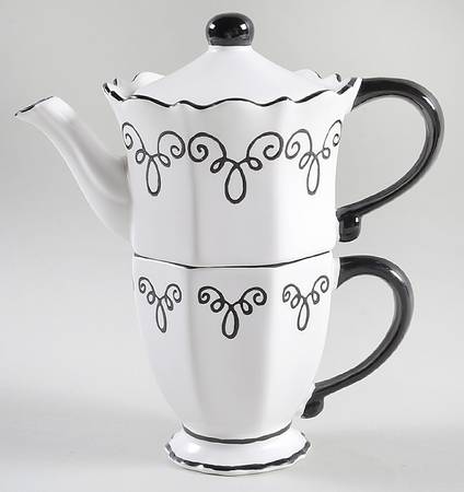 Bon Bonniere Coconut Creme Individual Teapot & Lid with Cup