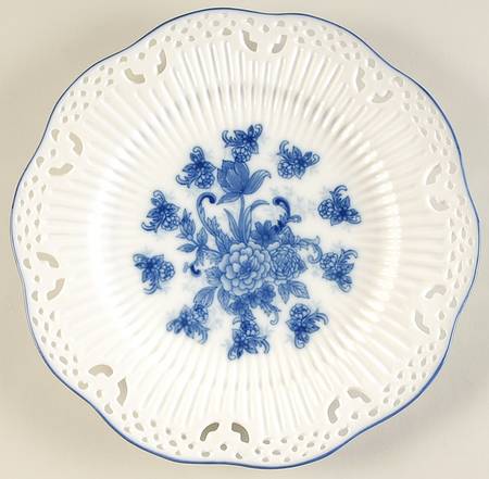 Blue And White Pierced Edge Dinner Plate