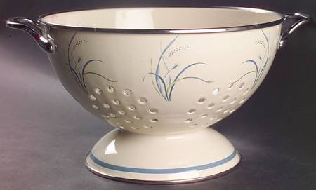 Coastal Breeze (Corelle) 3 Quart Metal Colander