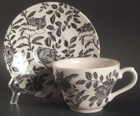 Black Peony Flat Cup & Saucer Set