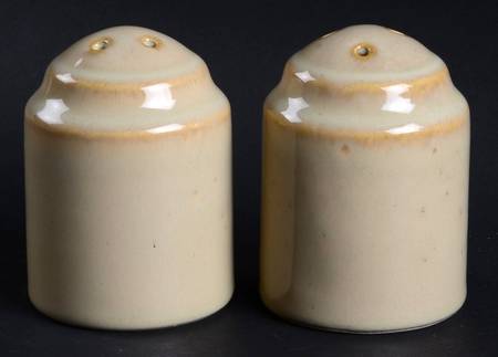 Cafe Capri Sand (Brown) Salt & Pepper Set