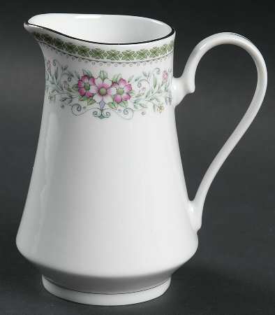Bouquet (Platinum Trim) Creamer