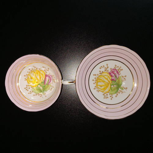CAE40 Pink Footed Cup & Saucer Set