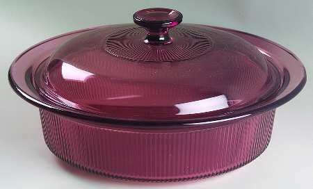 Visions Cranberry 2.5 Qt Round Covered Casserole
