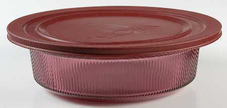 Visions Cranberry 2.5 Qt Round Covered Casserole