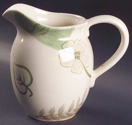 Textured Leaves (Corelle) 64 Oz Pitcher