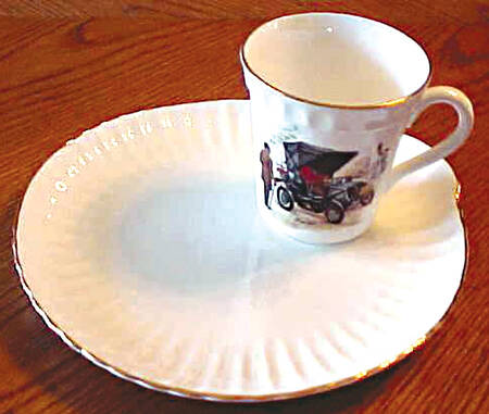 CRS132 Snack Plate & Cup Set