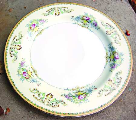 COW13 by Crown China (Japan)