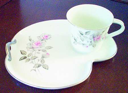 CBJ2 Snack Plate & Cup Set