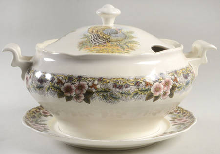 Thanksgiving Multicolor (Non-England) Tureen & Lid w/Underplate