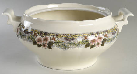 Thanksgiving Multicolor (Non-England) Tureen No Lid
