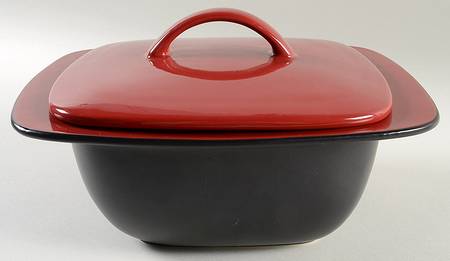 Chili Red (Square) 3 Quart Square Casserole with Lid