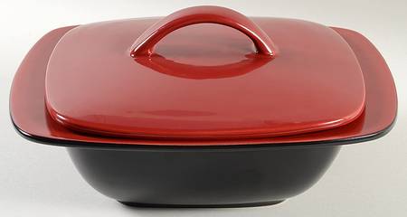 Chili Red (Square) 2 Quart Square Casserole with Lid