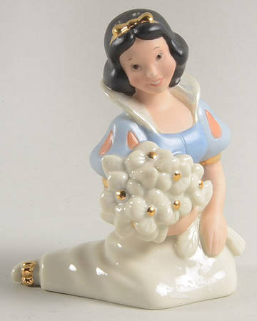 Snow White Pepper Shaker