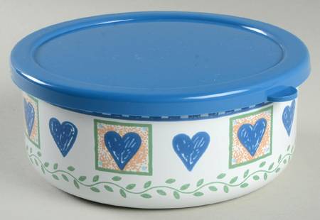 Hearts & Vines (Corelle) 5" Metal Bowl W/Plastic Lid