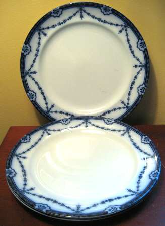 Benton (Flow Blue) Dinner Plate