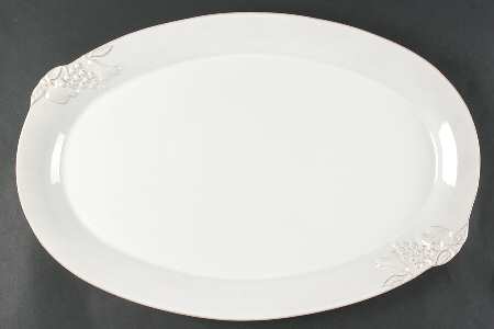 Madeira Harvest (White) 21" Oval Serving Platter