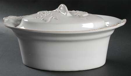 Madeira Harvest (White) 1.5 Quart Oval Covered Casserole