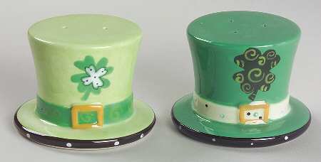 Pot O Gold Figural Salt & Pepper Set