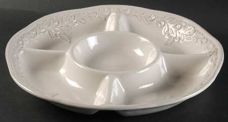 Renaissance Ivory 1 Pc Round Chip and Dip (5 Section)