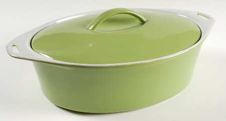 Bakeware Green 3.5 Quart Oval Casserole Covered
