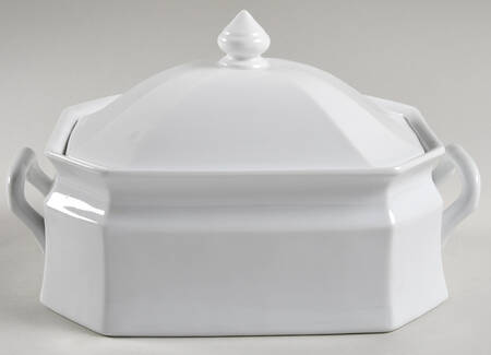 Maison Blanche Round Covered Vegetable by Cooks Club