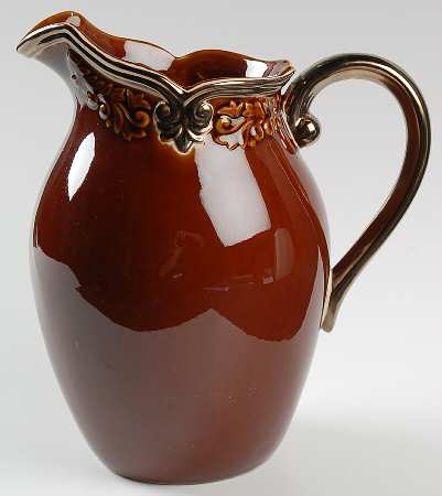 Regency Brown 96 Oz Pitcher