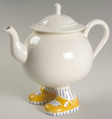 CAW8 Figural Teapot & Lid
