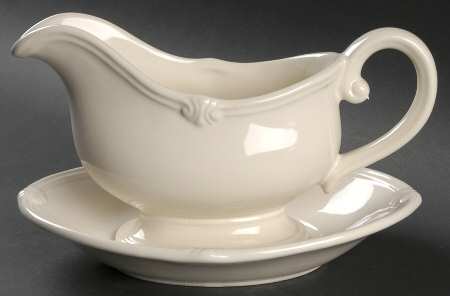 CIC88 Gravy Boat & Underplate