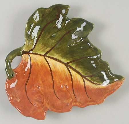 Fall Elegance 7" Leaf Dish