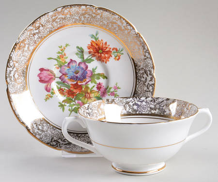 CLW25 Footed Cream Soup Bowl & Saucer Set
