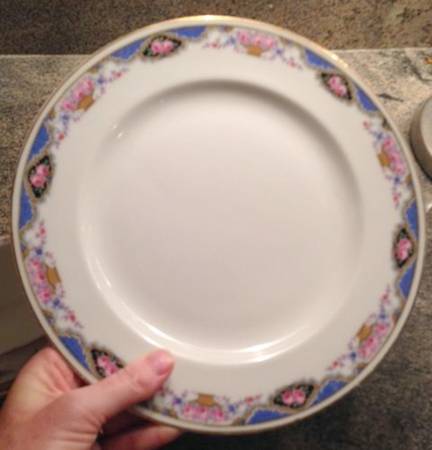 CZE238 Dinner Plate