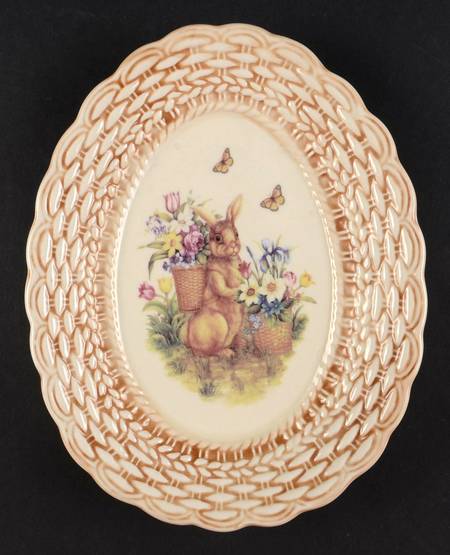 Easter Treasures 7" Oval Tray