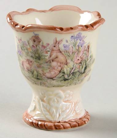 Easter Treasures Single Egg Cup