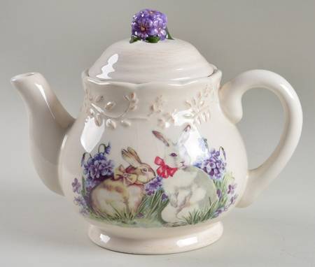 Easter Treasures Mini Teapot & Lid
