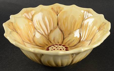 Brigette Flower Shape Soup/Cereal Bowl by Corsica Home