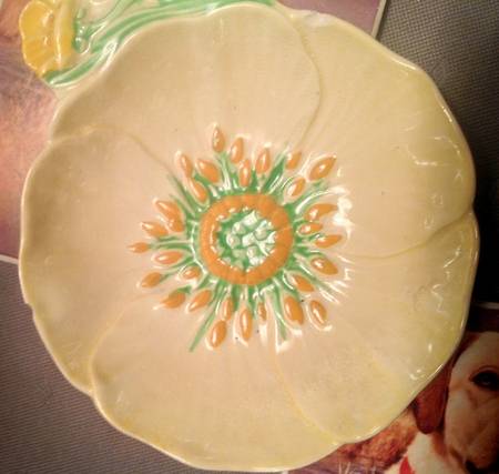 Buttercup Butter Pat
