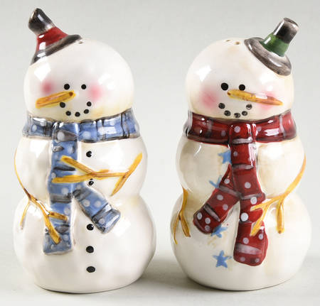 Heavenly Holiday Figural Salt & Pepper Set