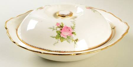 Pink T Rose Round Covered Vegetable