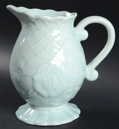 Treillage Blue 48 Oz Pitcher