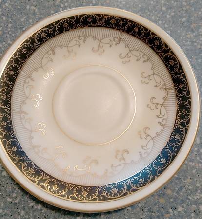 CBJ8 Saucer