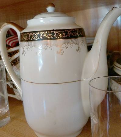 CBJ8 Coffee Pot & Lid