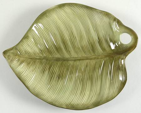 Las Palmas Leaf Shape Salad Plate