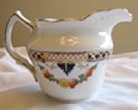 6853 Creamer