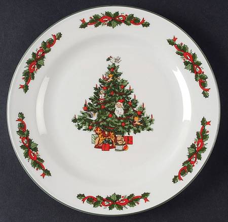 Christmas Classics (Tree Center) Salad Plate